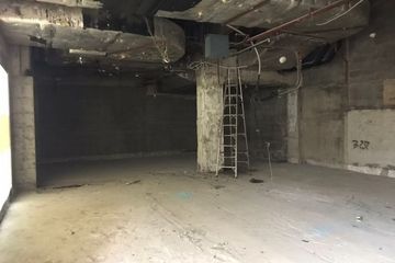 Commercial for rent in Silom, Bangkok near BTS Sala Daeng