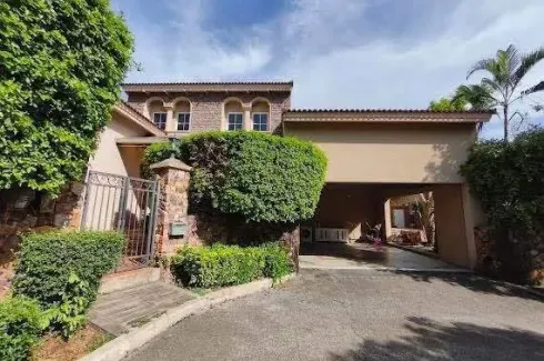 3 Bedroom Villa for rent in Silk Road Place, Huai Yai, Chonburi