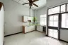 4 Bedroom Townhouse for sale in Krathum Lom, Nakhon Pathom