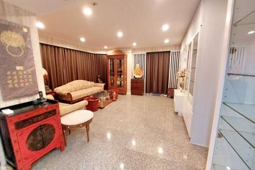 1 Bedroom Condo for rent in LAKE AVENUE Sukhumvit 16, Khlong Toei, Bangkok near BTS Asoke