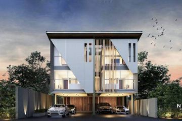 4 Bedroom House for sale in Lat Phrao, Bangkok