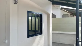 2 Bedroom House for sale in Baan Lak Chai, San Na Meng, Chiang Mai