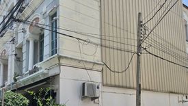 3 Bedroom Townhouse for sale in Wang Thonglang, Bangkok near MRT Lat Phrao 83