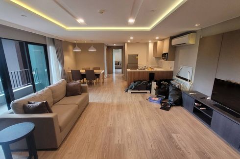 2 Bedroom Condo for rent in Phra Khanong Nuea, Bangkok near BTS Ekkamai