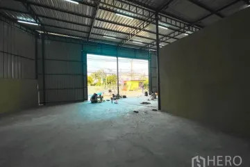 Warehouse / Factory for rent in O Ngoen, Bangkok