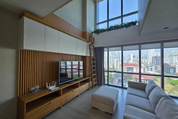 2 Bedroom Condo for rent in The Room Sukhumvit 21, Khlong Toei Nuea, Bangkok near MRT Sukhumvit