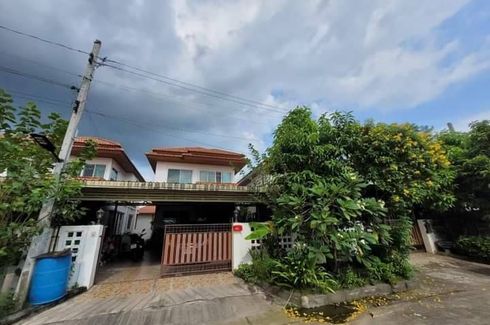 3 Bedroom House for rent in Baan Sapcharoen, Lam Pla Thio, Bangkok