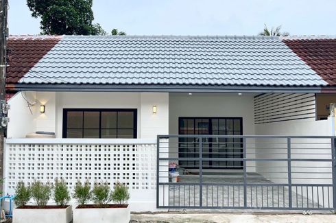 2 Bedroom Townhouse for sale in Ratsada, Phuket