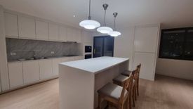 3 Bedroom Apartment for rent in D.S. Tower 1 Sukhumvit 33, Khlong Tan Nuea, Bangkok near BTS Phrom Phong