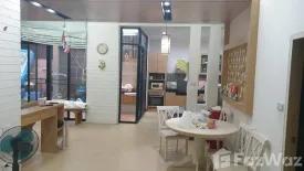 4 Bedroom Commercial for sale in Talat Nuea, Phuket