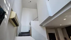 2 Bedroom Condo for sale in Ideo Q Chula - Samyan, Maha Phruettharam, Bangkok near MRT Sam Yan