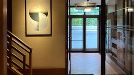 3 Bedroom Townhouse for sale in Prompak Place, Khlong Tan Nuea, Bangkok