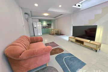 2 Bedroom Townhouse for rent in Talat Khwan, Nonthaburi near MRT Ministry of Public Health