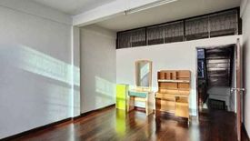 3 Bedroom Townhouse for rent in Din Daeng, Bangkok near MRT Phra Ram 9