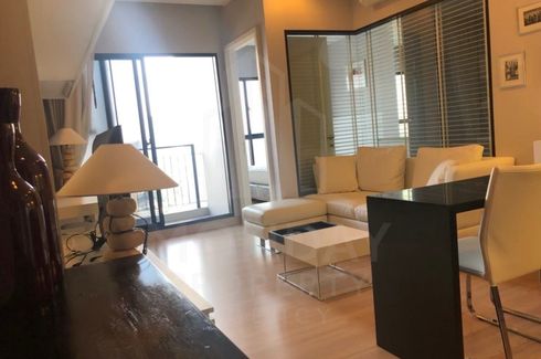 1 Bedroom Condo for rent in Urbano Absolute Sathon - Taksin, Khlong Ton Sai, Bangkok near BTS Krung Thon Buri