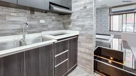 1 Bedroom Condo for sale in The Kris Ratchada 17, Din Daeng, Bangkok near MRT Sutthisan