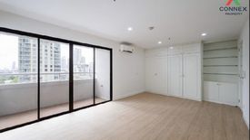 3 Bedroom Condo for sale in Prestige Towers, Khlong Toei Nuea, Bangkok near MRT Sukhumvit