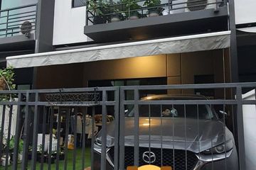 3 Bedroom Townhouse for sale in Baan Klang Muang Ratchaphruek-Rattanathibet, Bang Rak Yai, Nonthaburi near MRT Bang Rak Yai