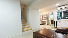 3 Bedroom Townhouse for sale in Bang Chan, Bangkok