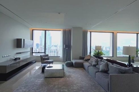 4 Bedroom Condo for rent in Sindhorn Residence, Lumpini, Bangkok near BTS Ploen Chit