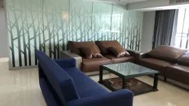 3 Bedroom Condo for sale in Fairview Tower, Khlong Toei, Bangkok near BTS Asoke
