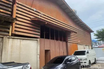 Commercial for rent in Chong Nonsi, Bangkok