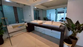 2 Bedroom Condo for sale in View Talay 6, Nong Prue, Chonburi