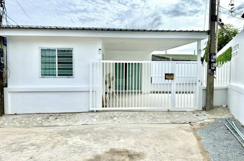 3 Bedroom Townhouse for sale in Nong Prue, Chonburi