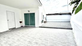 3 Bedroom Townhouse for sale in Nong Prue, Chonburi
