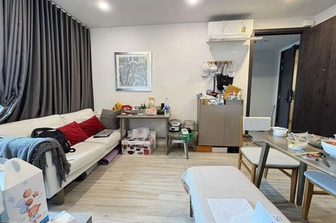 2 Bedroom Condo for sale in XT Huaikhwang, Din Daeng, Bangkok near MRT Huai Khwang