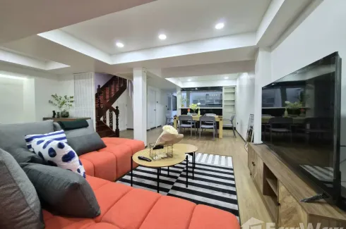 4 Bedroom House for rent in Khlong Tan Nuea, Bangkok