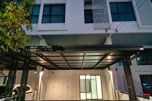 3 Bedroom Townhouse for rent in Maison 168 Lat Phrao 101, Khlong Chan, Bangkok