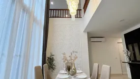5 Bedroom House for rent in Huai Khwang, Bangkok