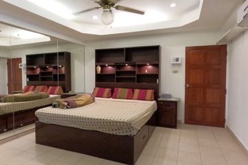 1 Bedroom Condo for sale in The Center Condominium, Khu Khot, Pathum Thani