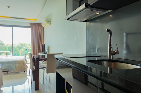 1 Bedroom Condo for sale in Club Royal, Na Kluea, Chonburi