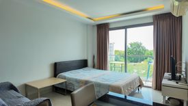 1 Bedroom Condo for sale in Club Royal, Na Kluea, Chonburi