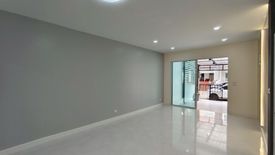 2 Bedroom Townhouse for sale in The Trust Townhome Srinakarin-Praksa, Phraek Sa, Samut Prakan
