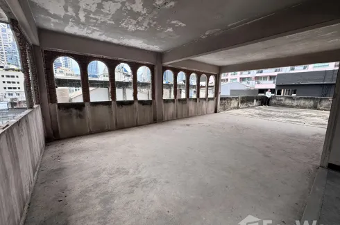 Hotel / Resort for rent in Silom, Bangkok near MRT Silom