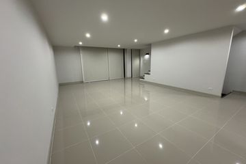 4 Bedroom Office for rent in Anusawari, Bangkok near MRT Lat Pla Khao
