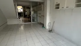 2 Bedroom Townhouse for sale in Din Daeng, Bangkok