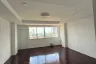 3 Bedroom Condo for rent in Raja Mansion, Khlong Tan Nuea, Bangkok