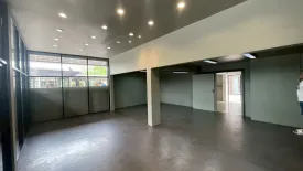 4 Bedroom Commercial for rent in Bang Sue, Bangkok near MRT Bang Son