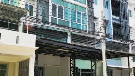 4 Bedroom Townhouse for sale in Kasa Deva Sathon - Kanlapaphruek, Bang Bon, Bangkok
