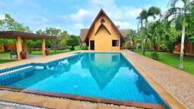 6 Bedroom House for sale in Sattahip, Chonburi