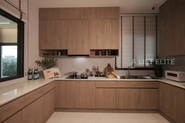4 Bedroom House for sale in The Lavish, Na Kluea, Chonburi