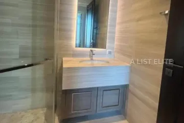 2 Bedroom Condo for rent in The Diplomat 39, Khlong Tan Nuea, Bangkok near BTS Phrom Phong