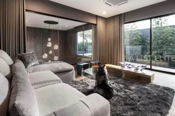 4 Bedroom House for sale in Lat Phrao, Bangkok