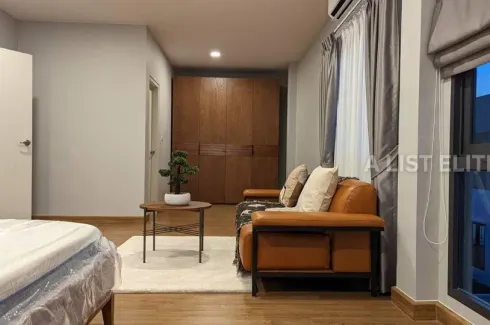 4 Bedroom House for rent in setthasiri krungthep kreetha, Hua Mak, Bangkok