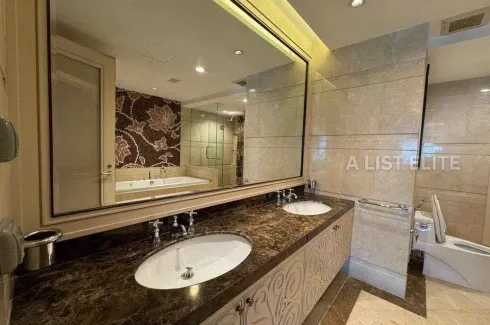 4 Bedroom Condo for sale in Sathorn Gardens, Thung Maha Mek, Bangkok near MRT Lumpini