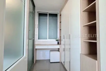 2 Bedroom Condo for sale in Rhythm Ratchada, Sam Sen Nok, Bangkok near MRT Ratchadaphisek